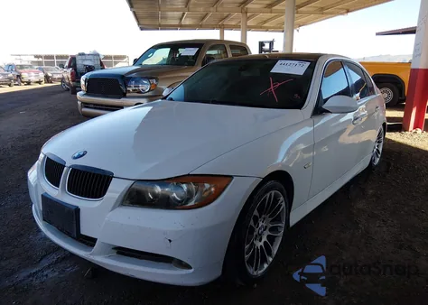 2006 BMW 330I z USA, uszkodzony, nr VIN WBAVB33586KS36348